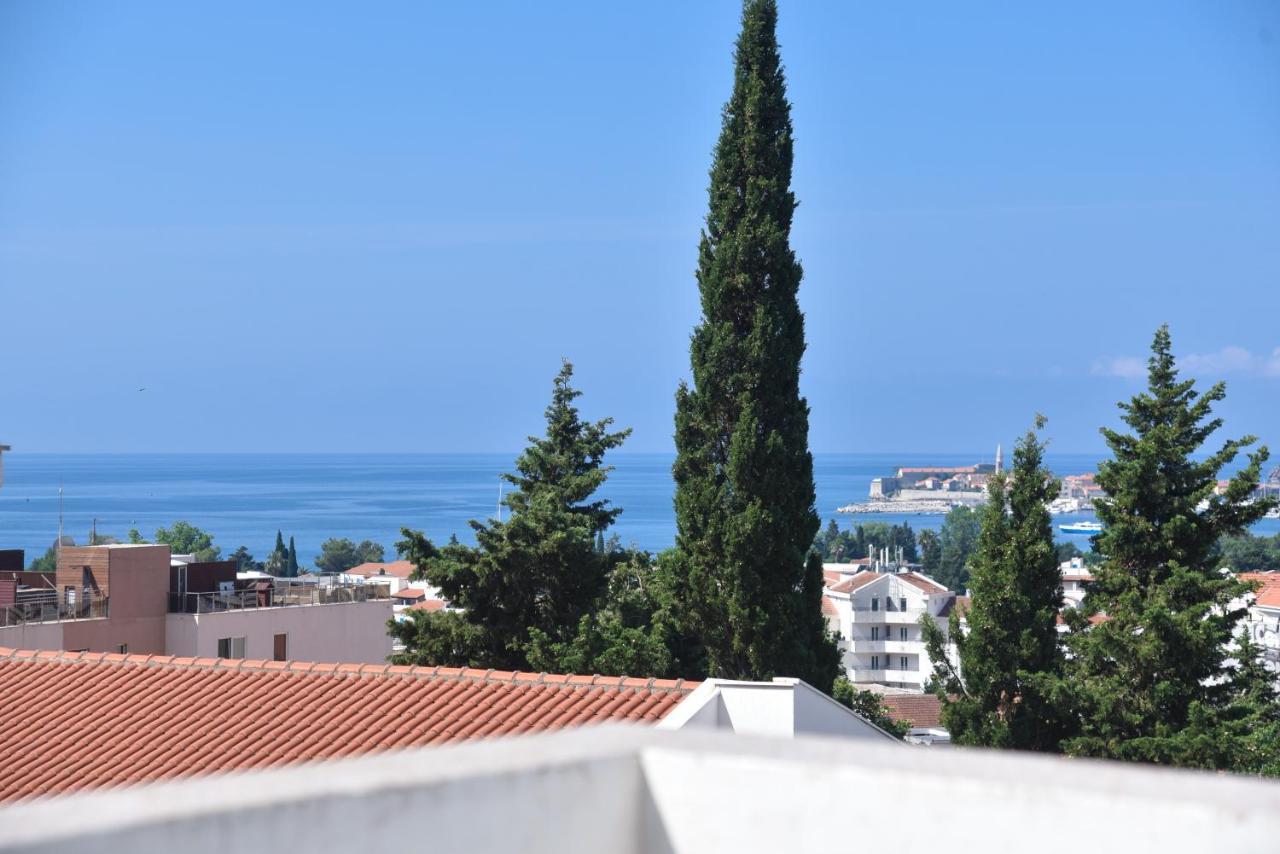 Apartments Mara Budva Buitenkant foto